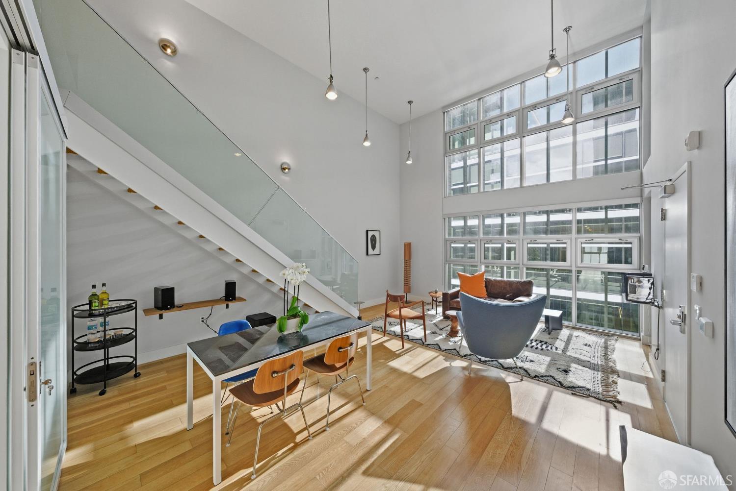 Photo #3: 426113863 Listing: Photo #3