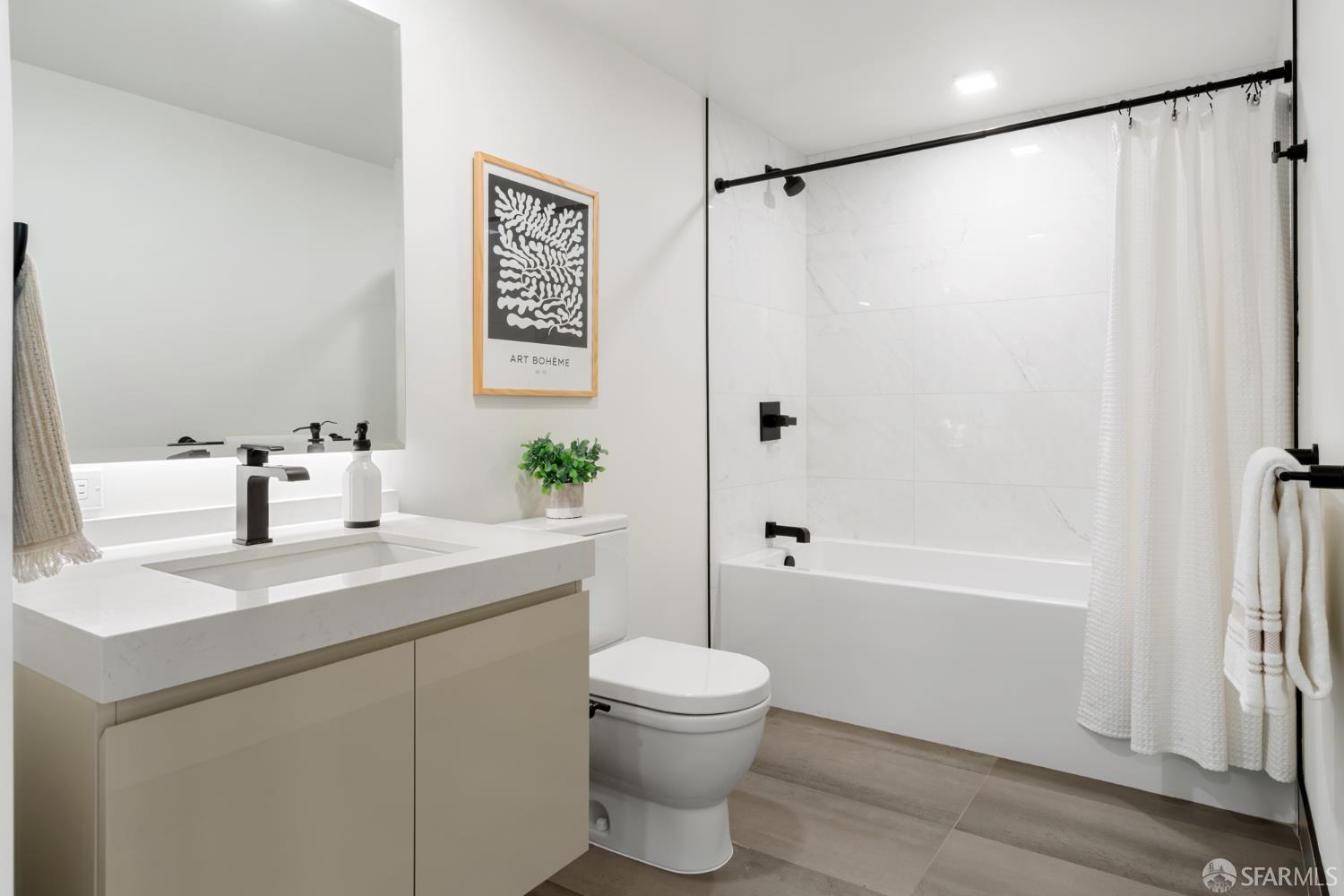 Photo #24: 426114062 Listing: Photo #24