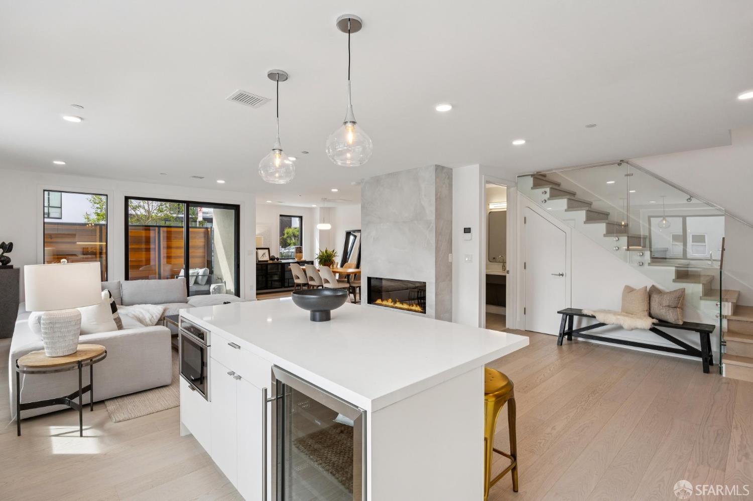 Photo #9: 426113753 Listing: Photo #9