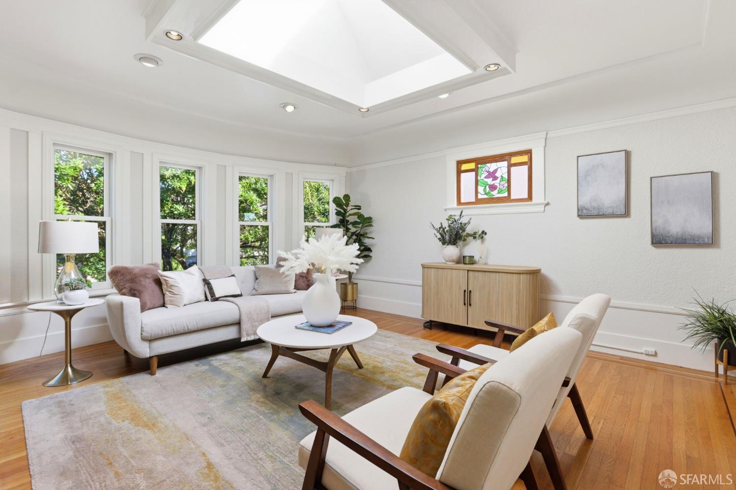 Detail Gallery Image 3 of 53 For 2455 25th Ave, San Francisco,  CA 94116 - 4 Beds | 2 Baths