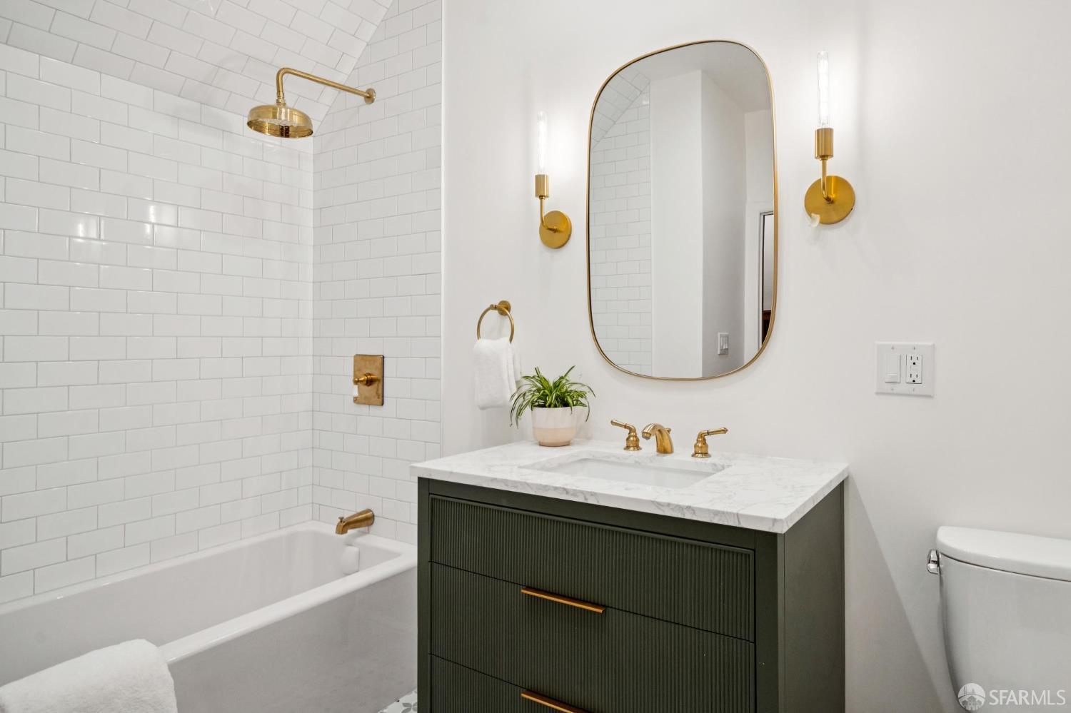 Detail Gallery Image 49 of 87 For 2518 25th Ave, San Francisco,  CA 94116 - 4 Beds | 4 Baths