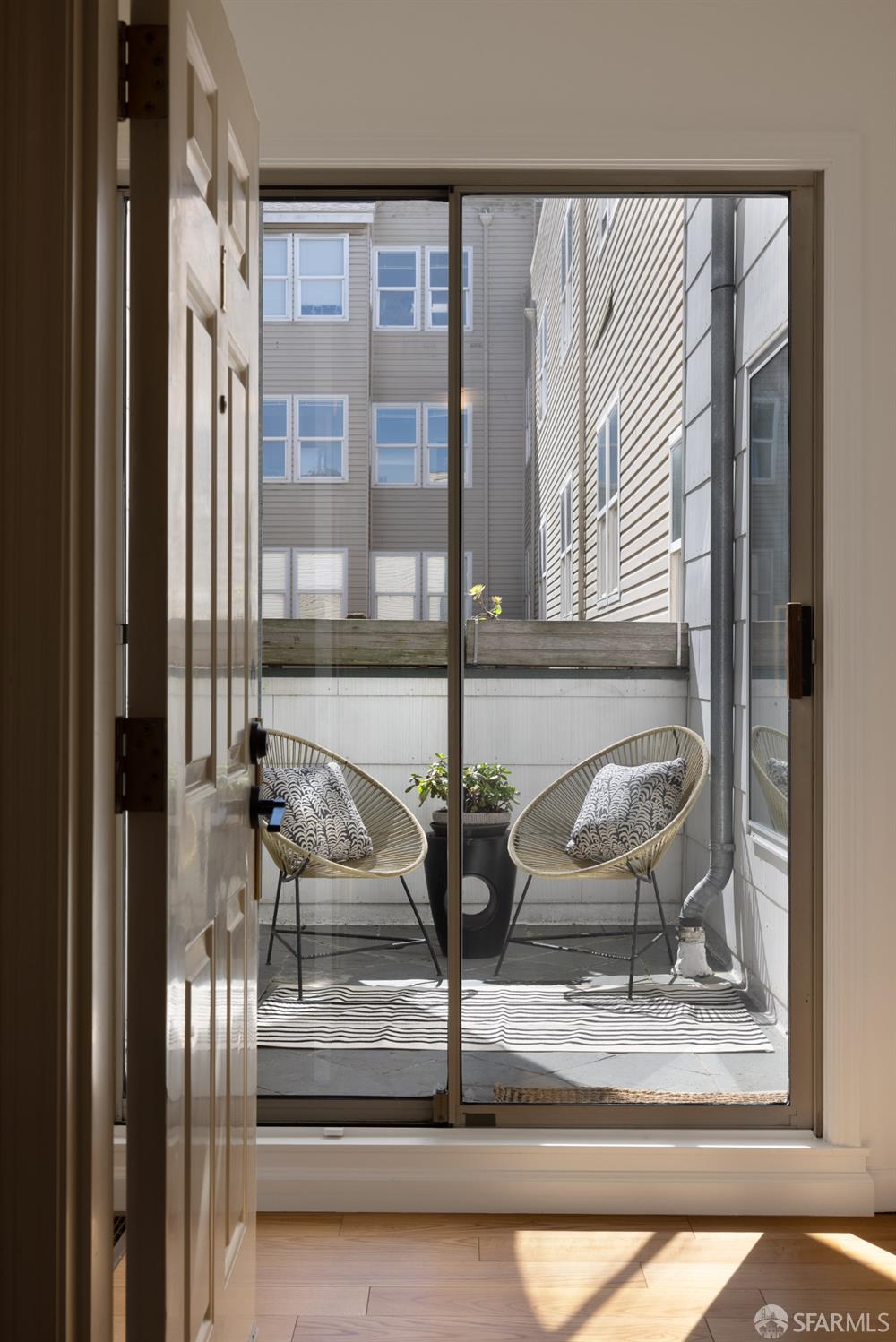 Photo #2: 426113853 Listing: Photo #2