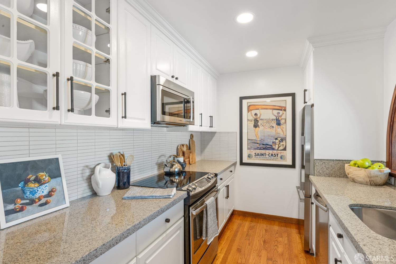 Photo #14: 426108101 Listing: Photo #14