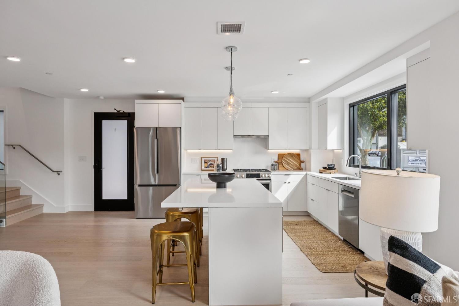 Photo #7: 426113753 Listing: Photo #7