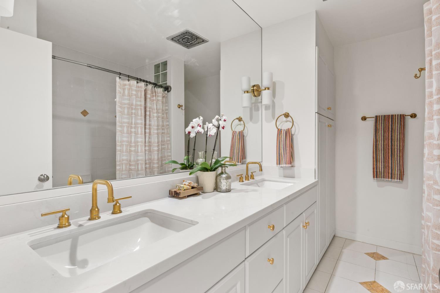 Photo #26: 426108101 Listing: Photo #26