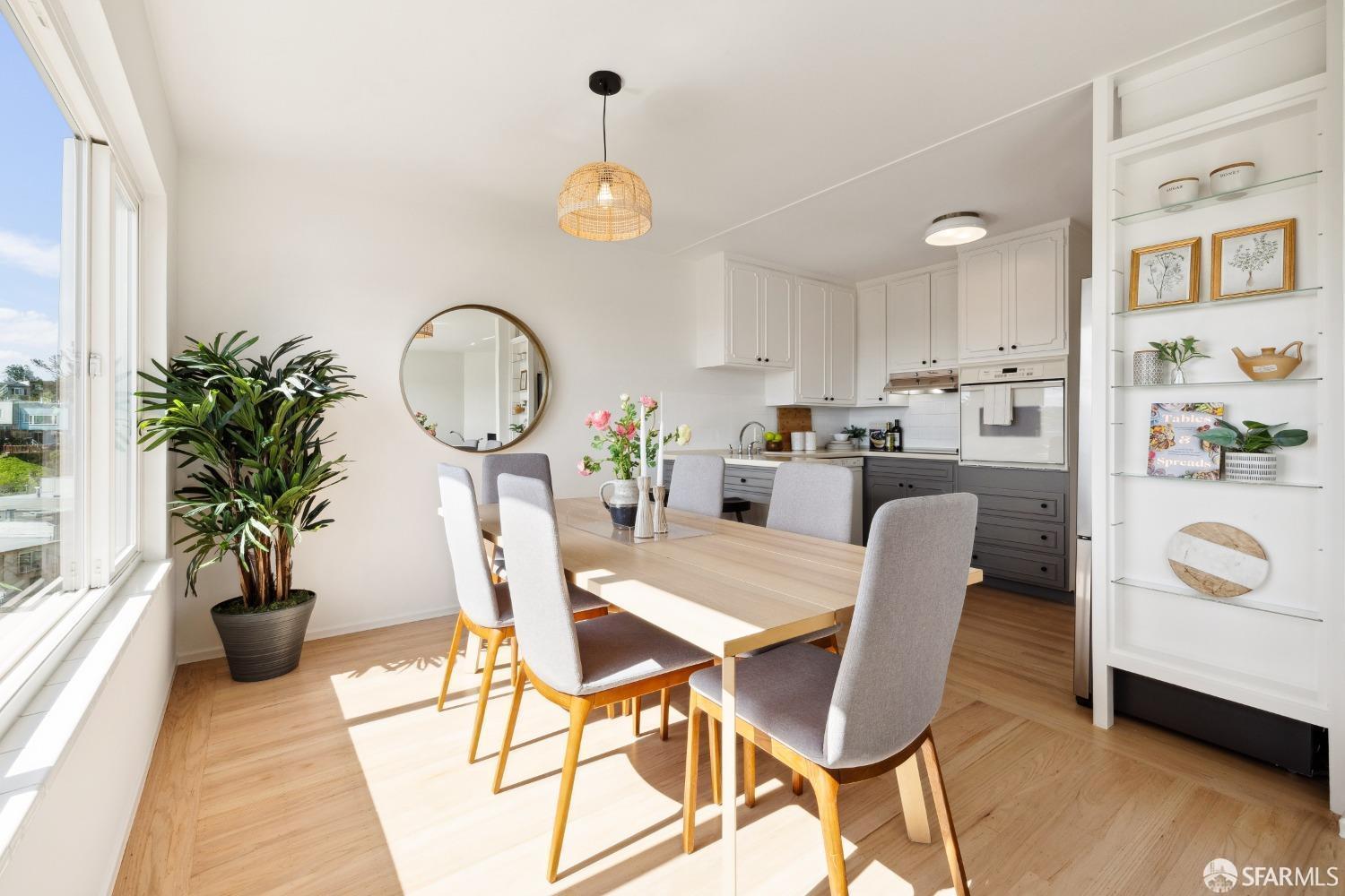 Detail Gallery Image 12 of 21 For 134 Stanford Heights Ave, San Francisco,  CA 94127 - 3 Beds | 2 Baths