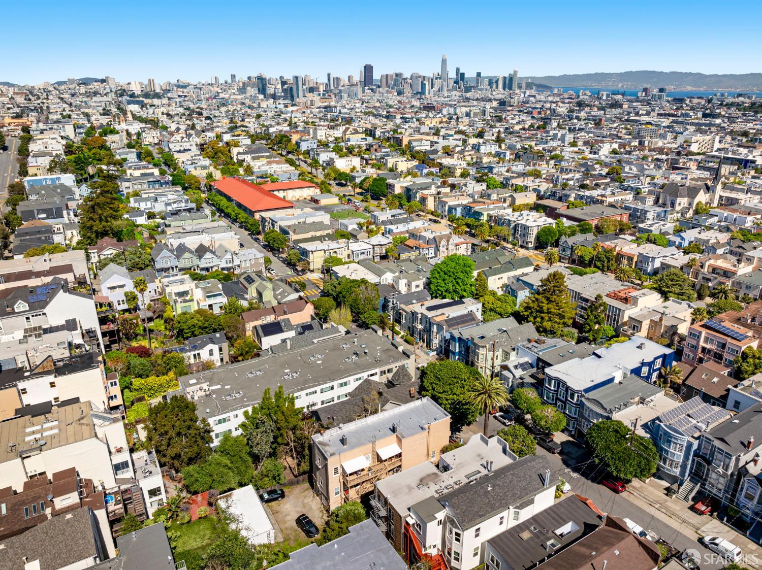 Detail Gallery Image 19 of 40 For 252 Chattanooga St, San Francisco,  CA 94114 - – Beds | – Baths