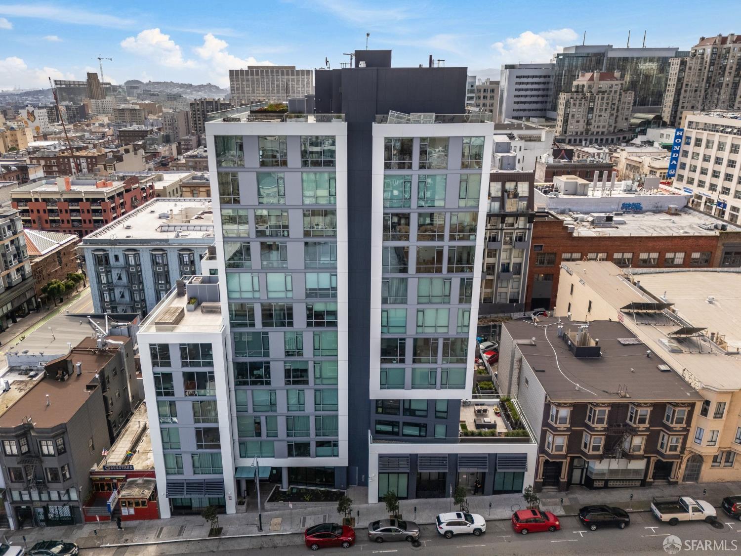 Photo #25: 426113997 Listing: Photo #25