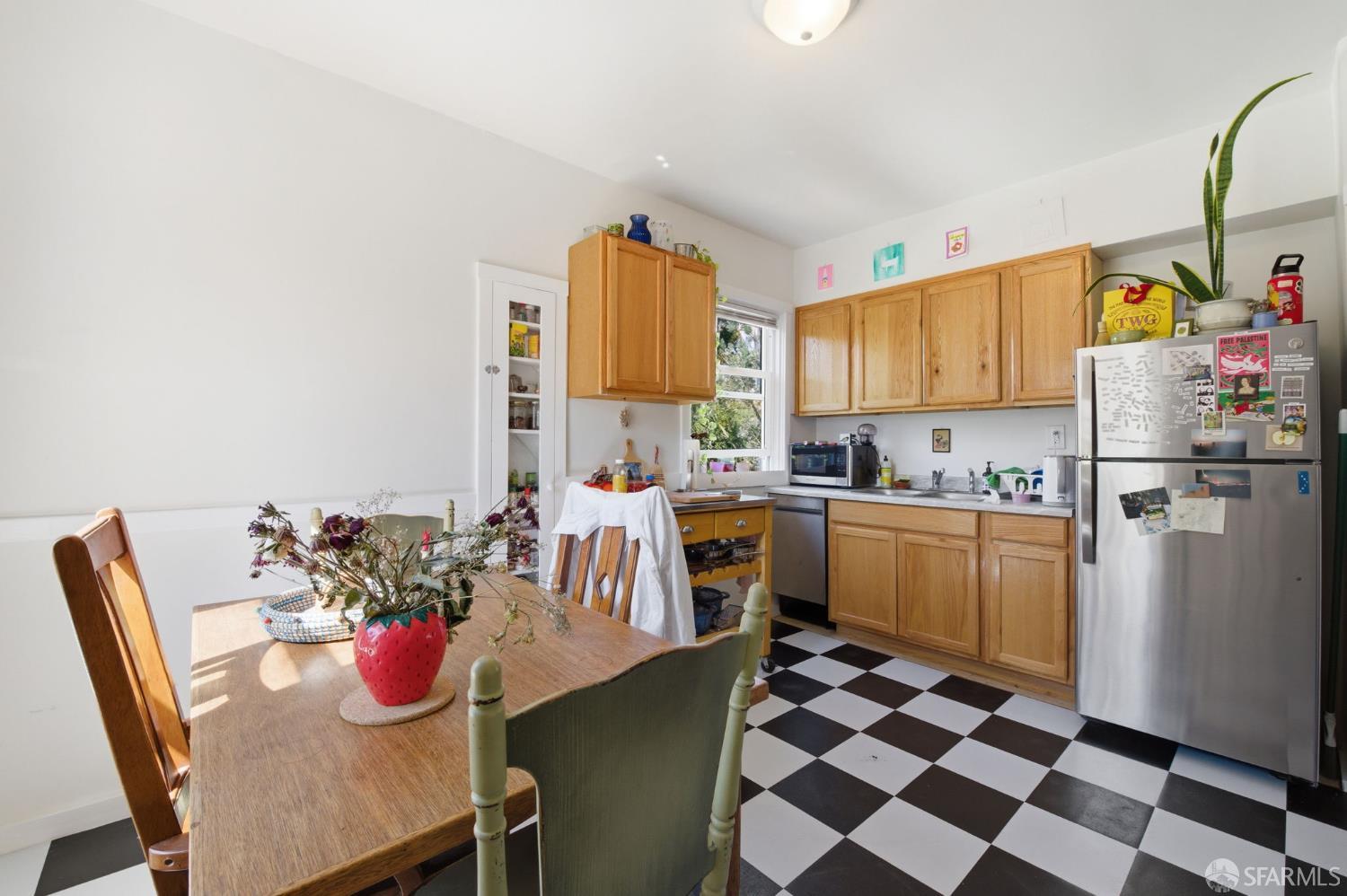 Detail Gallery Image 29 of 40 For 252 Chattanooga St, San Francisco,  CA 94114 - – Beds | – Baths