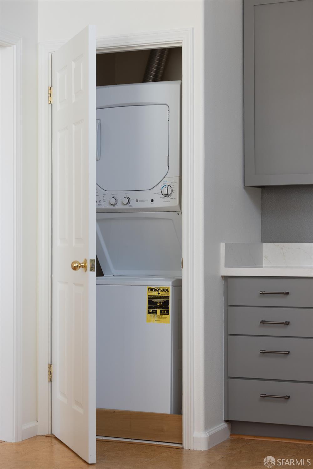 Photo #14: 426113853 Listing: Photo #14