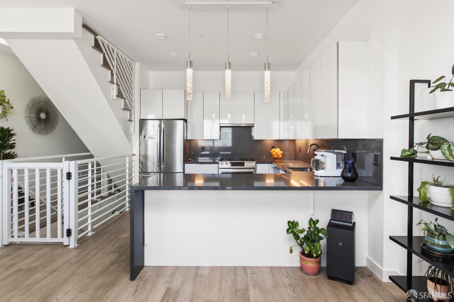 Photo #7: 426112671 Listing: Photo #7