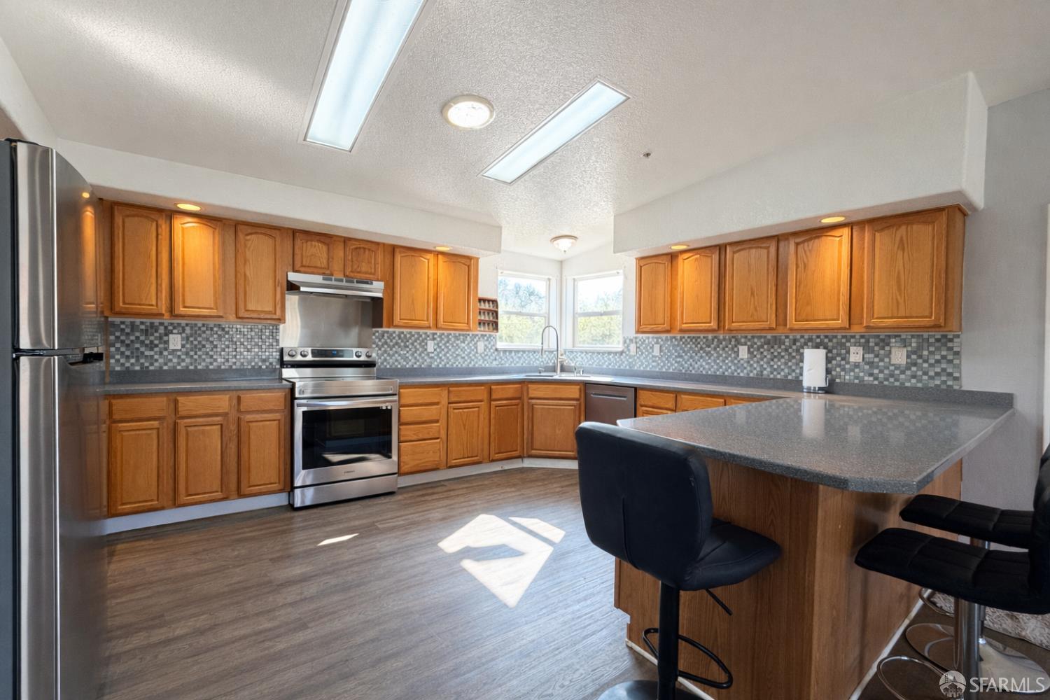 Detail Gallery Image 16 of 89 For 64 Struve Rd, Monterey,  CA 95039 - 3 Beds | 2 Baths