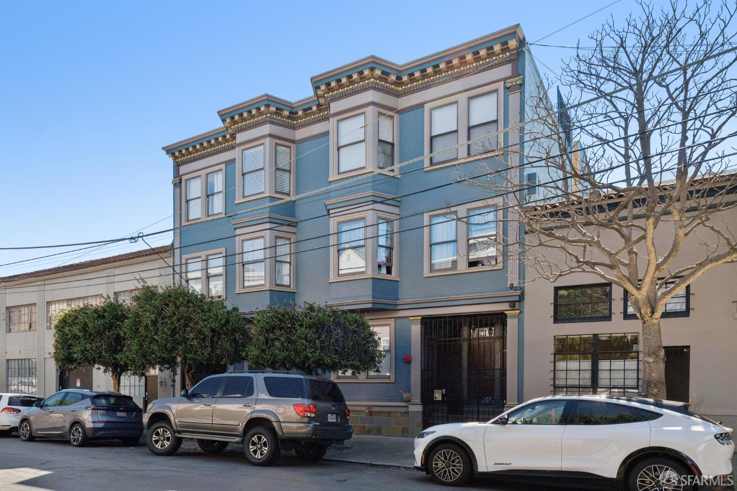 Photo #1: 426112188 Listing: Photo #1