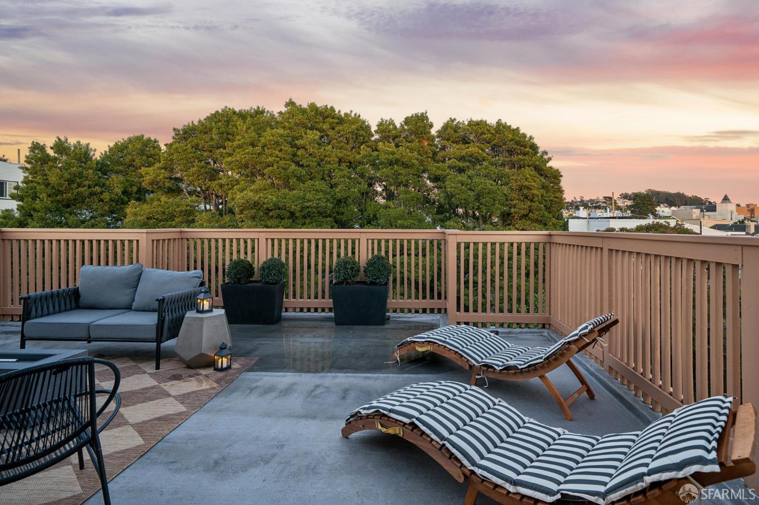 Detail Gallery Image 70 of 87 For 2518 25th Ave, San Francisco,  CA 94116 - 4 Beds | 4 Baths