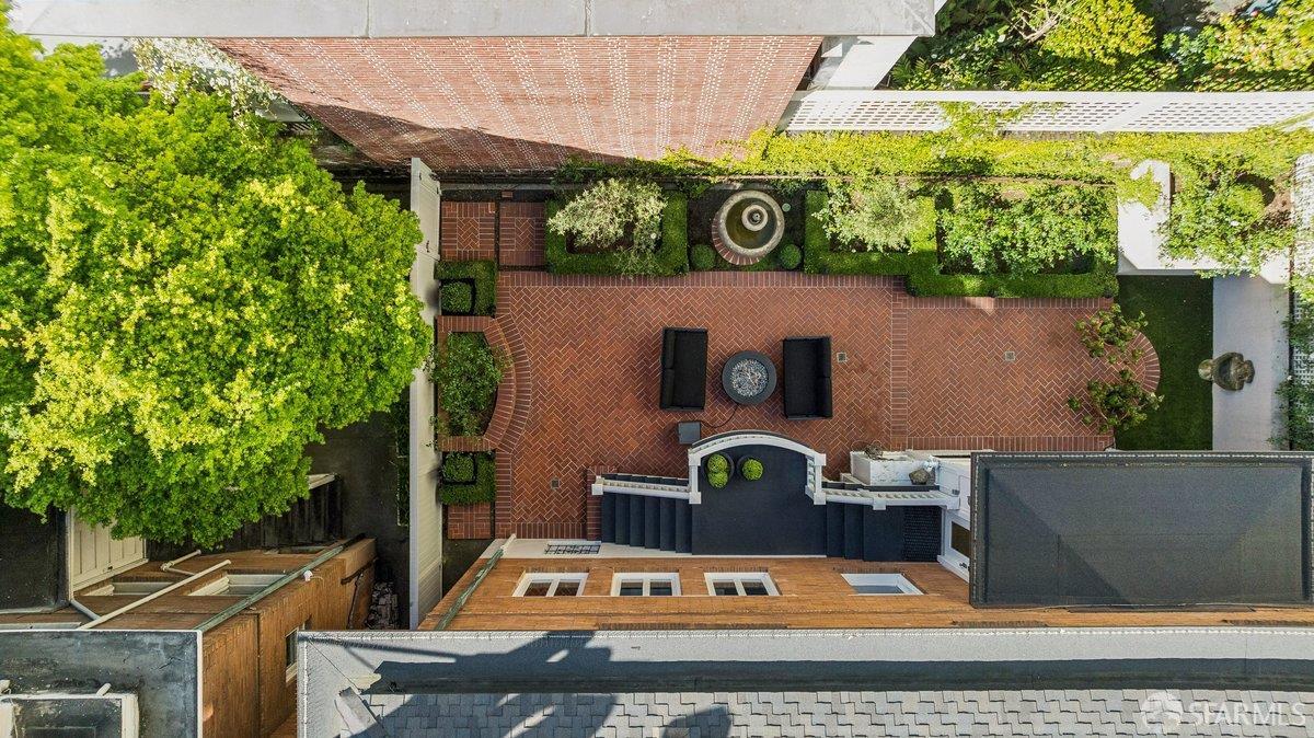 Detail Gallery Image 69 of 85 For 2196 Jackson St, San Francisco,  CA 94115 - 5 Beds | 4/1 Baths