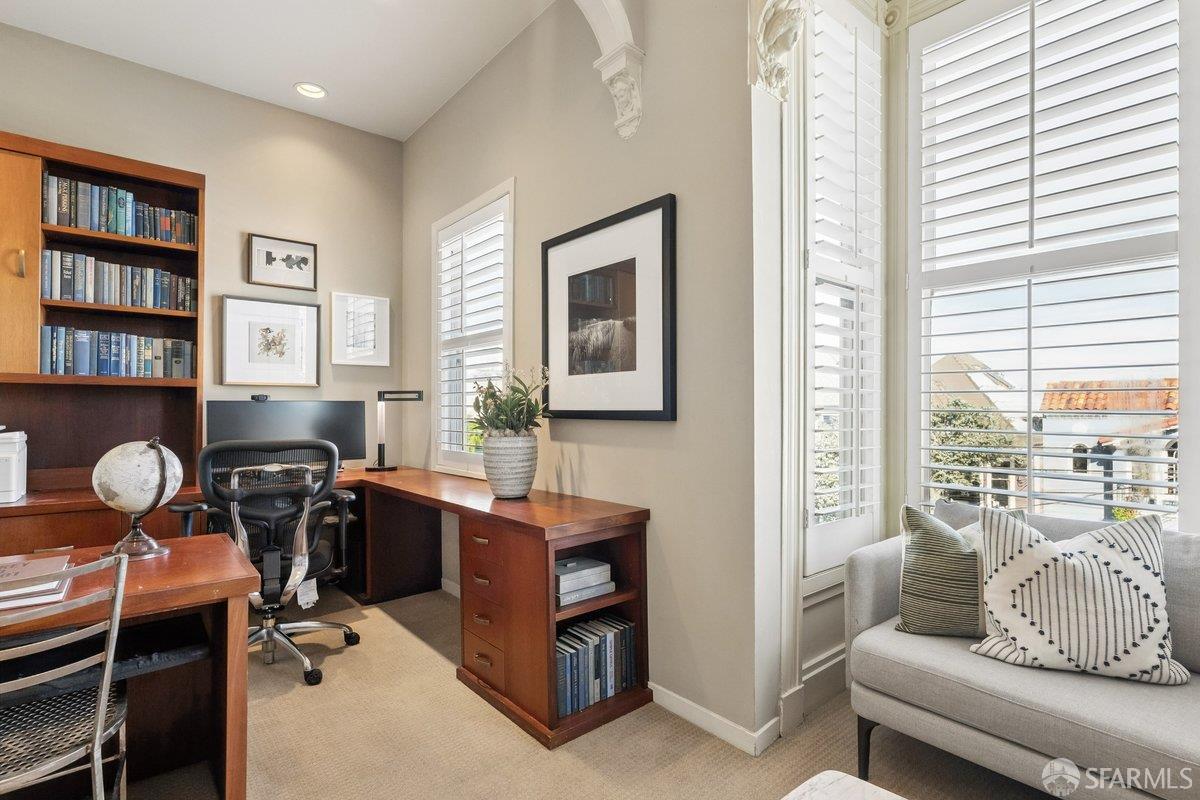 Detail Gallery Image 72 of 87 For 80 Diamond St, San Francisco,  CA 94114 - 3 Beds | 3 Baths