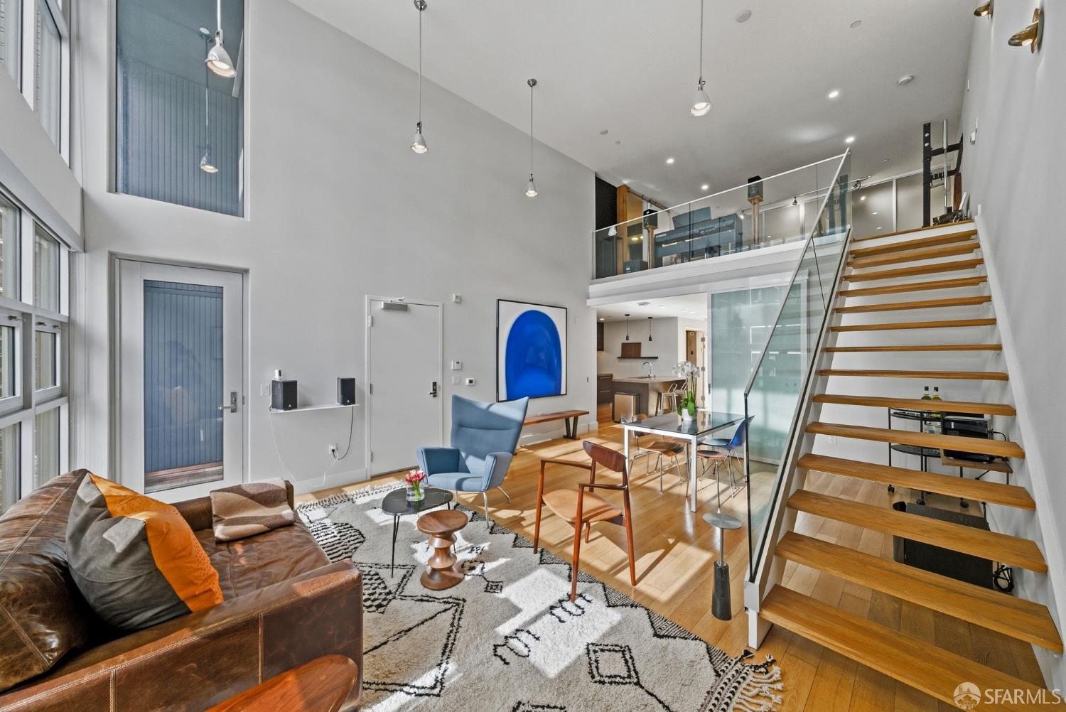 Photo #5: 426113863 Listing: Photo #5