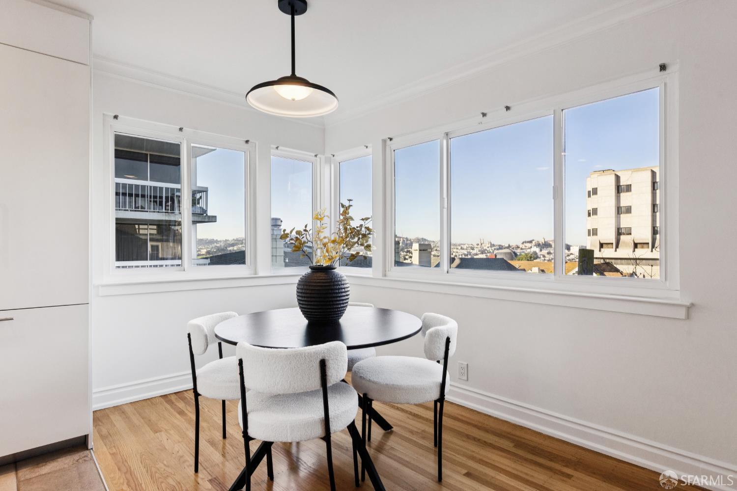 Photo #6: 426109558 Listing: Photo #6