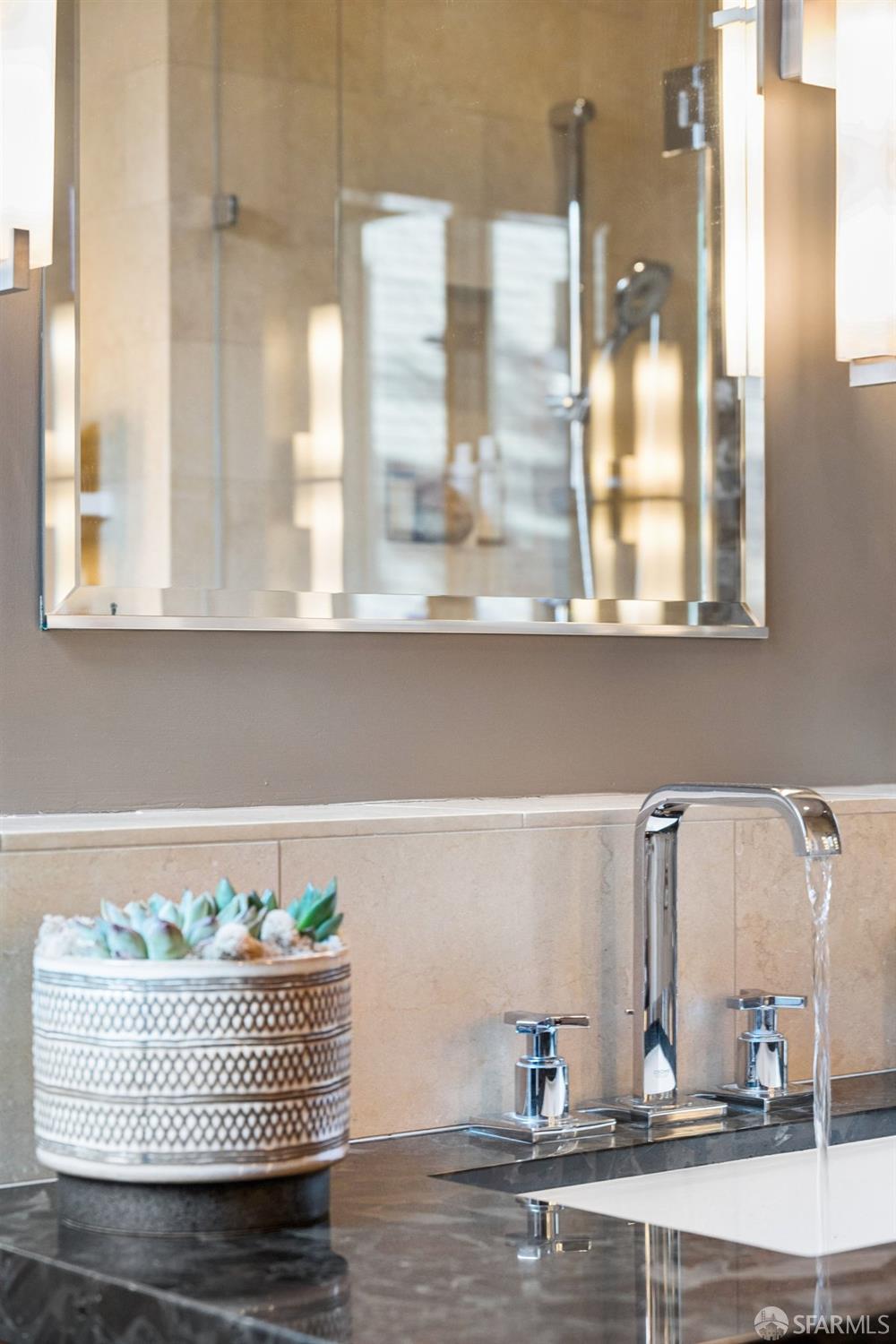 Detail Gallery Image 65 of 87 For 80 Diamond St, San Francisco,  CA 94114 - 3 Beds | 3 Baths