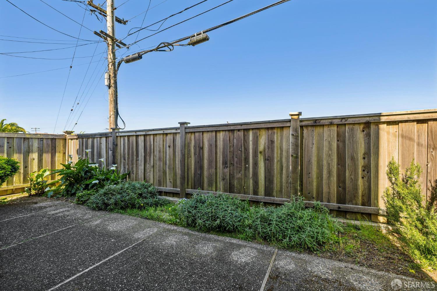 Detail Gallery Image 26 of 35 For 196 Alta Vista Way, Daly City,  CA 94014 - 2 Beds | 1 Baths