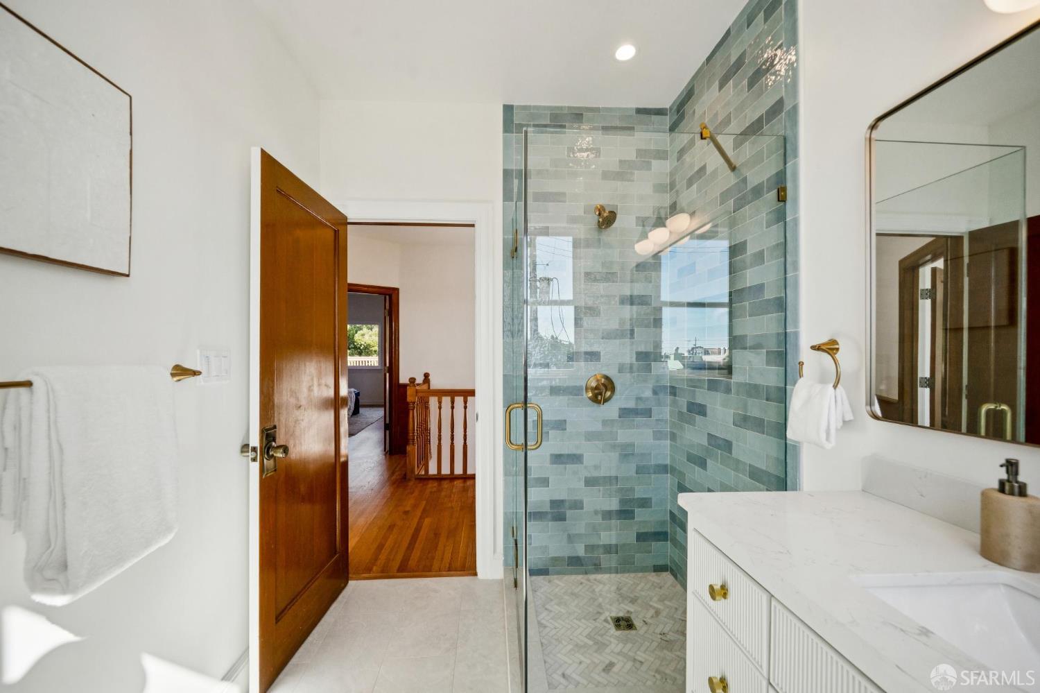 Detail Gallery Image 45 of 87 For 2518 25th Ave, San Francisco,  CA 94116 - 4 Beds | 4 Baths