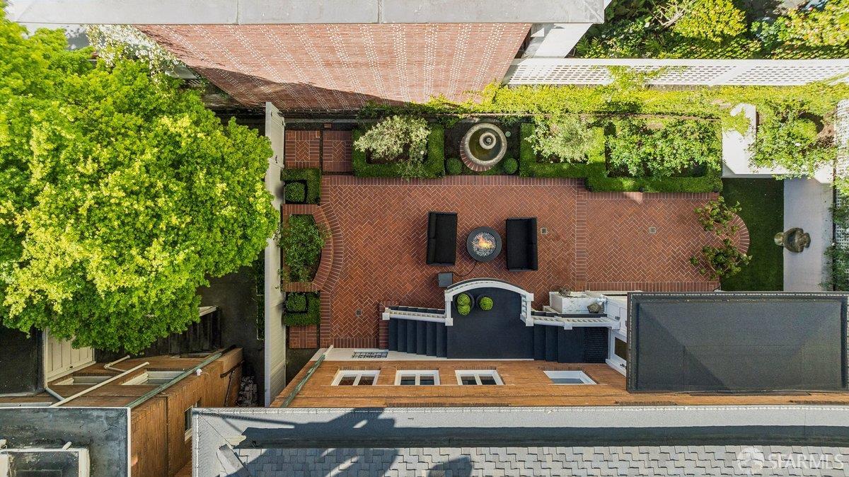 Detail Gallery Image 70 of 85 For 2196 Jackson St, San Francisco,  CA 94115 - 5 Beds | 4/1 Baths