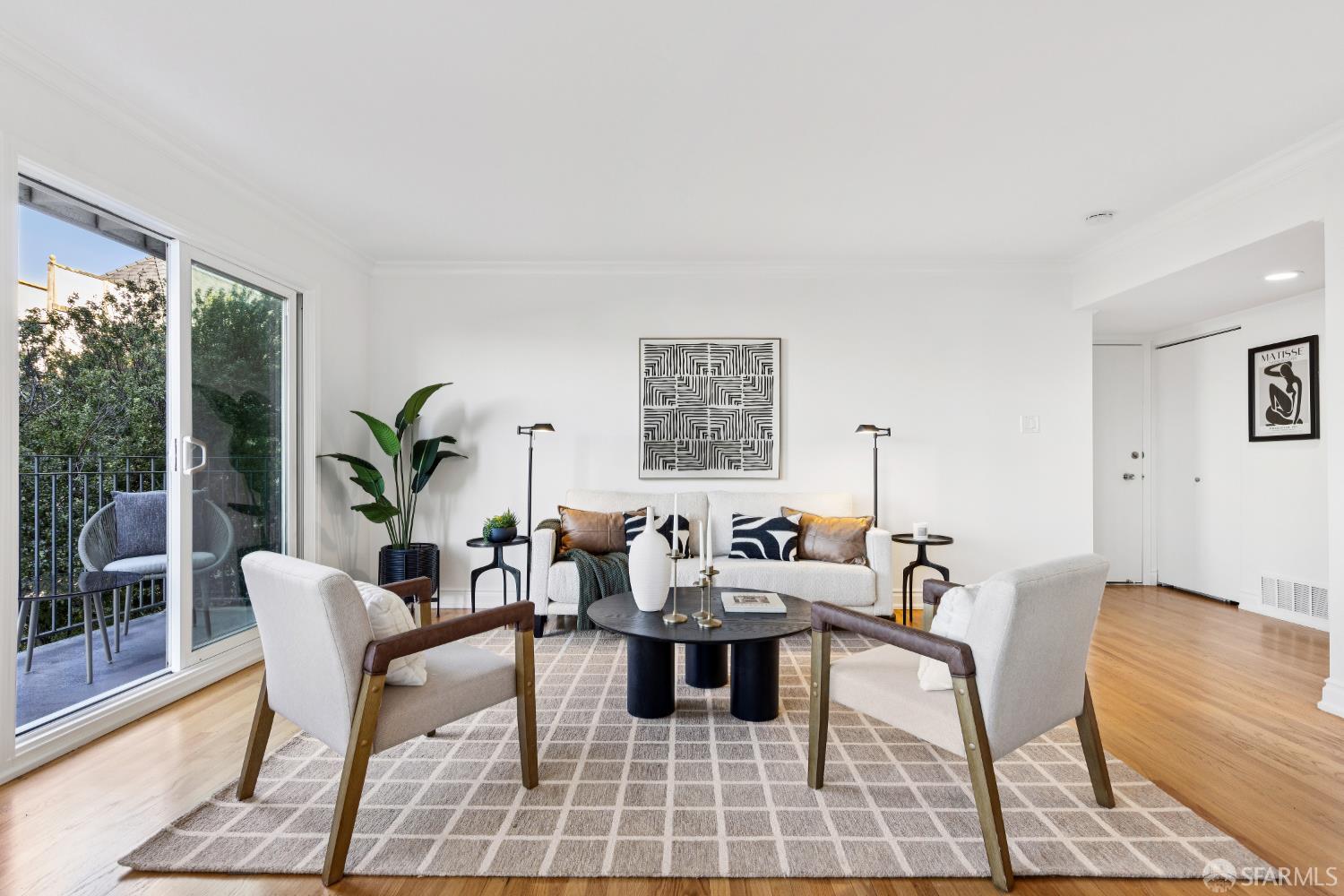 Photo #2: 426109558 Listing: Photo #2