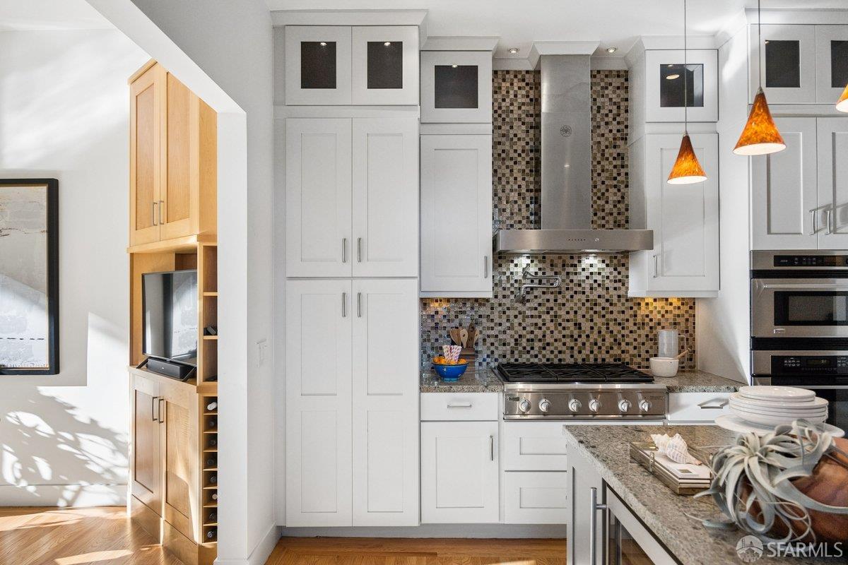 Detail Gallery Image 39 of 87 For 80 Diamond St, San Francisco,  CA 94114 - 3 Beds | 3 Baths