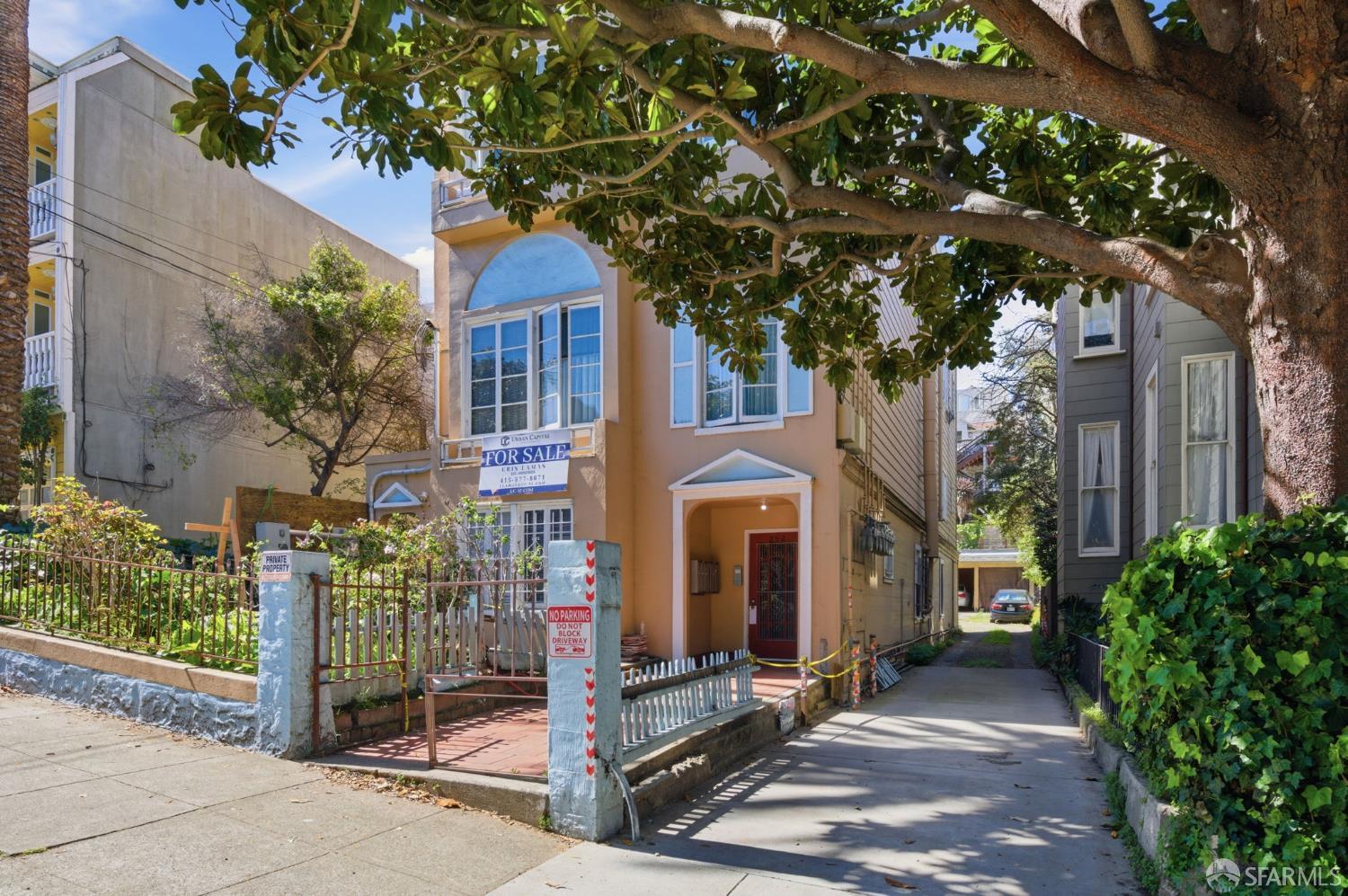 Detail Gallery Image 15 of 40 For 252 Chattanooga St, San Francisco,  CA 94114 - – Beds | – Baths