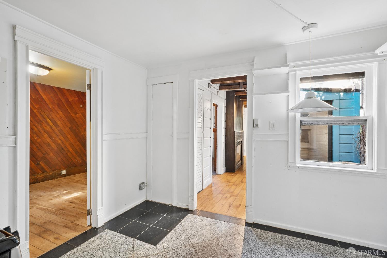 Detail Gallery Image 13 of 32 For 513 Athens St, San Francisco,  CA 94112 - 2 Beds | 1 Baths