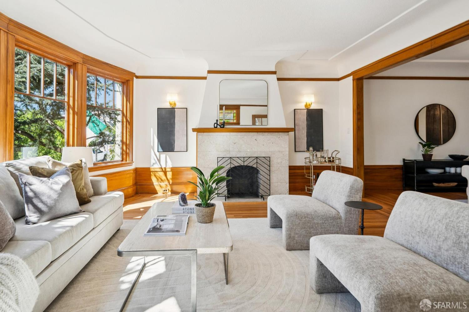 Detail Gallery Image 8 of 87 For 2518 25th Ave, San Francisco,  CA 94116 - 4 Beds | 4 Baths