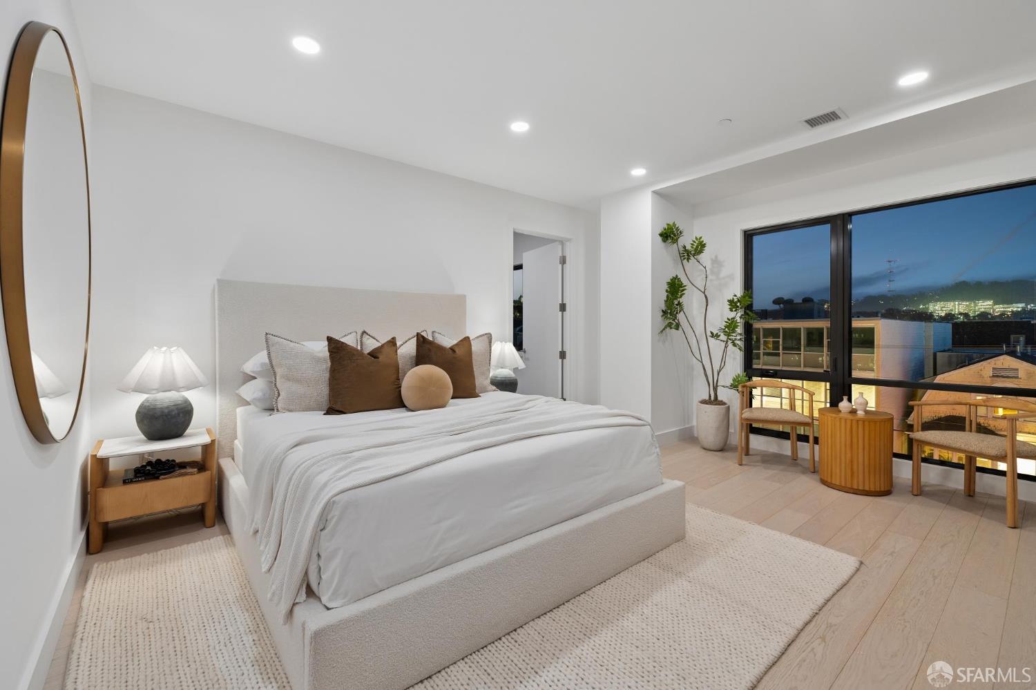 Photo #13: 426113949 Listing: Photo #13