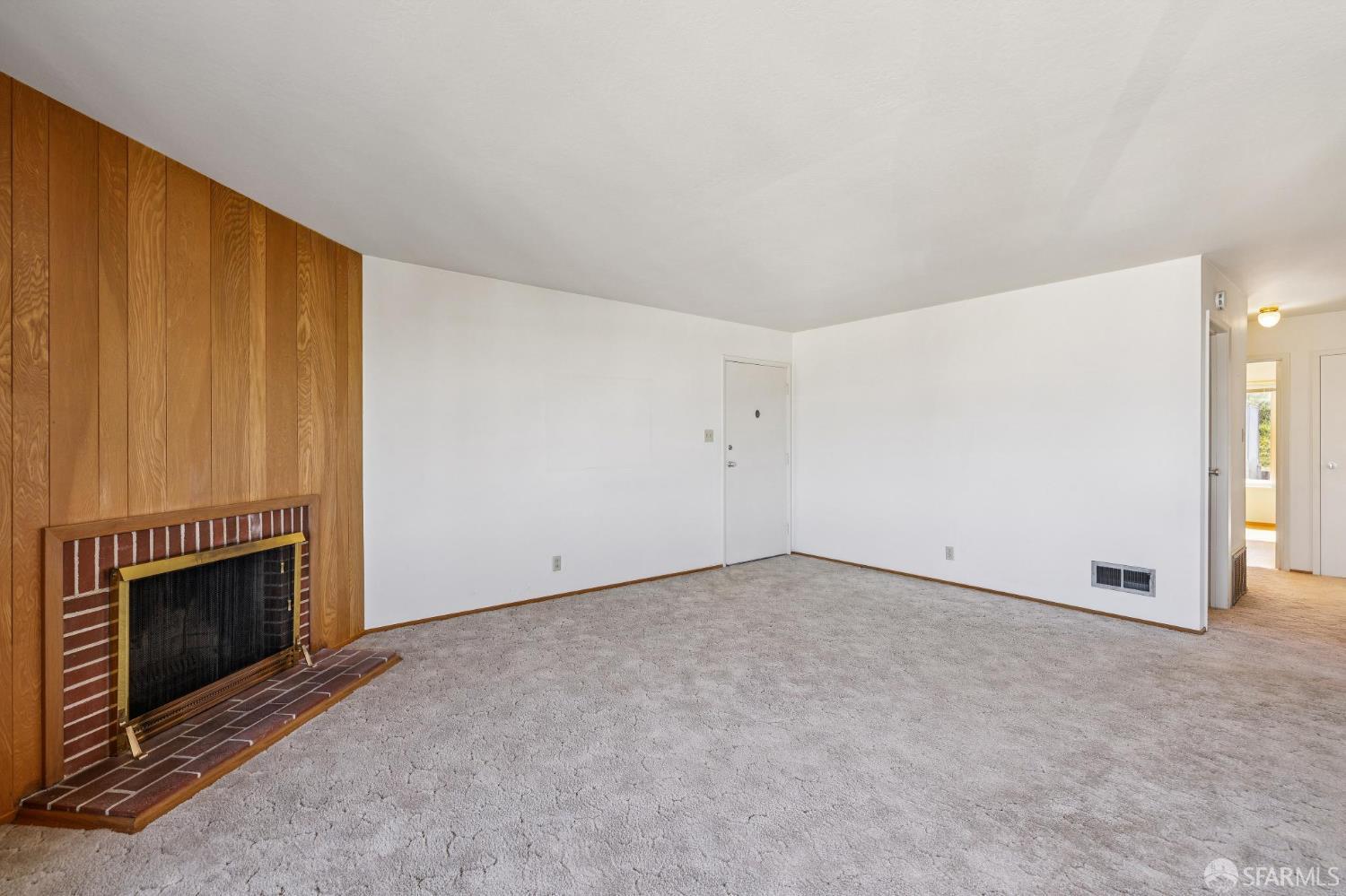 Detail Gallery Image 12 of 35 For 196 Alta Vista Way, Daly City,  CA 94014 - 2 Beds | 1 Baths