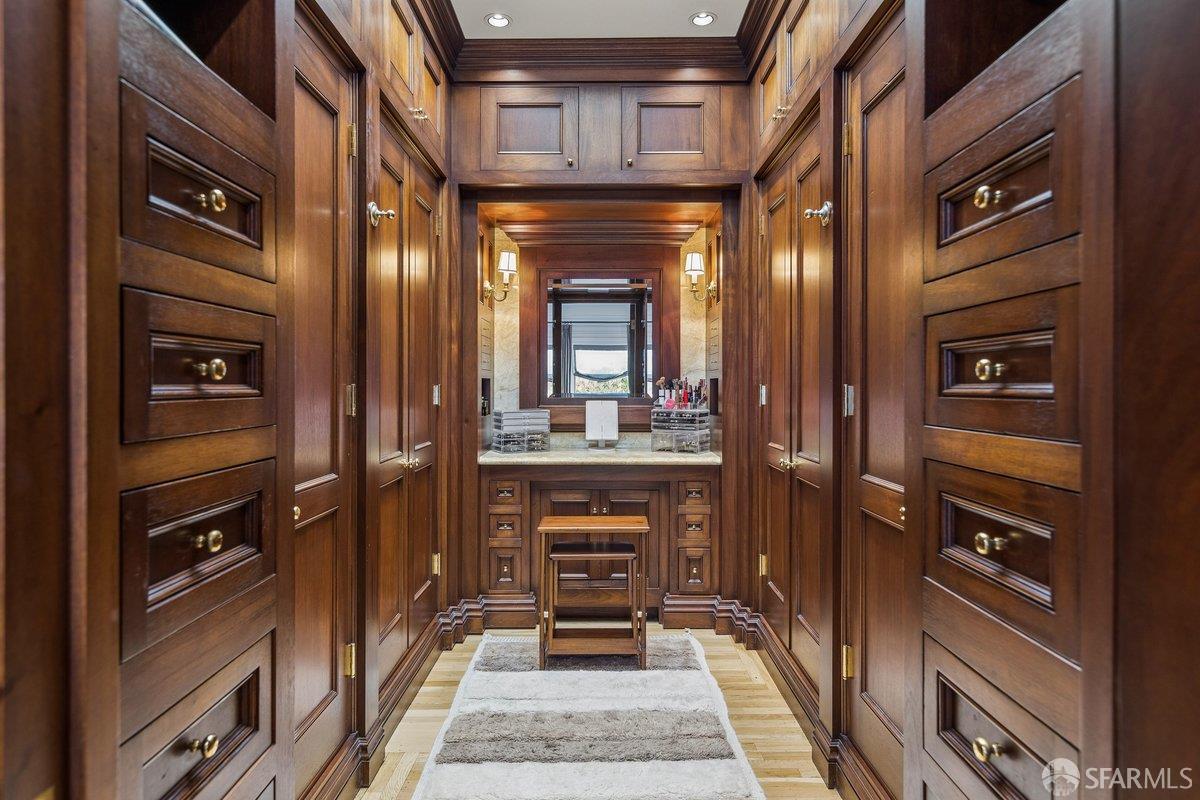 Detail Gallery Image 47 of 85 For 2196 Jackson St, San Francisco,  CA 94115 - 5 Beds | 4/1 Baths