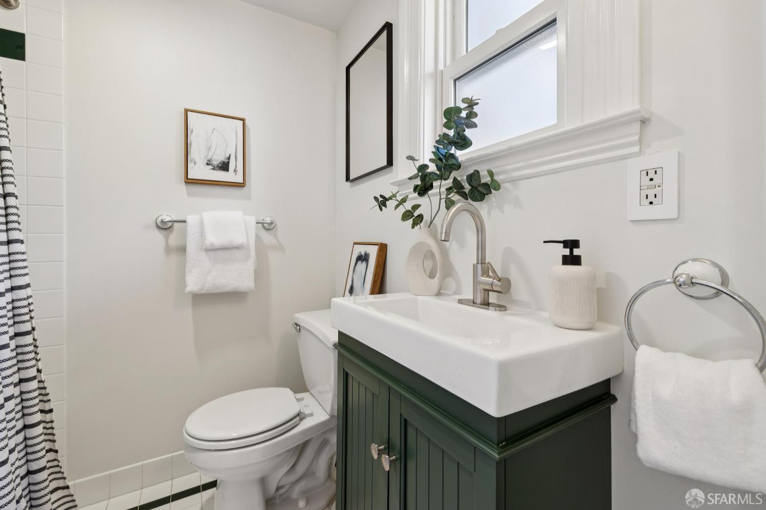 Photo #51: 426112859 Listing: Photo #51