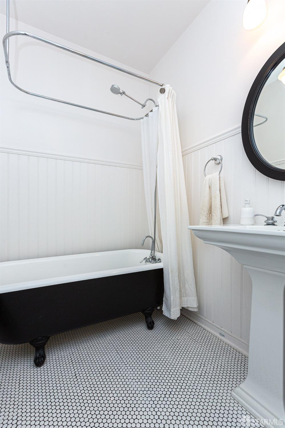 Photo #16: 426113788 Listing: Photo #16