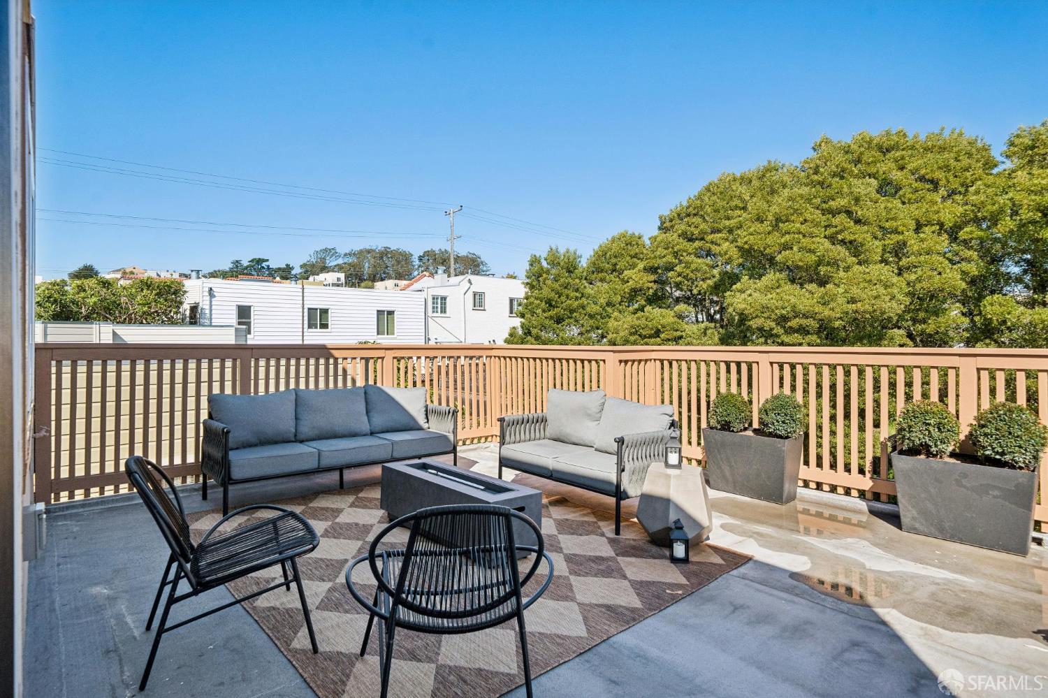 Detail Gallery Image 35 of 87 For 2518 25th Ave, San Francisco,  CA 94116 - 4 Beds | 4 Baths