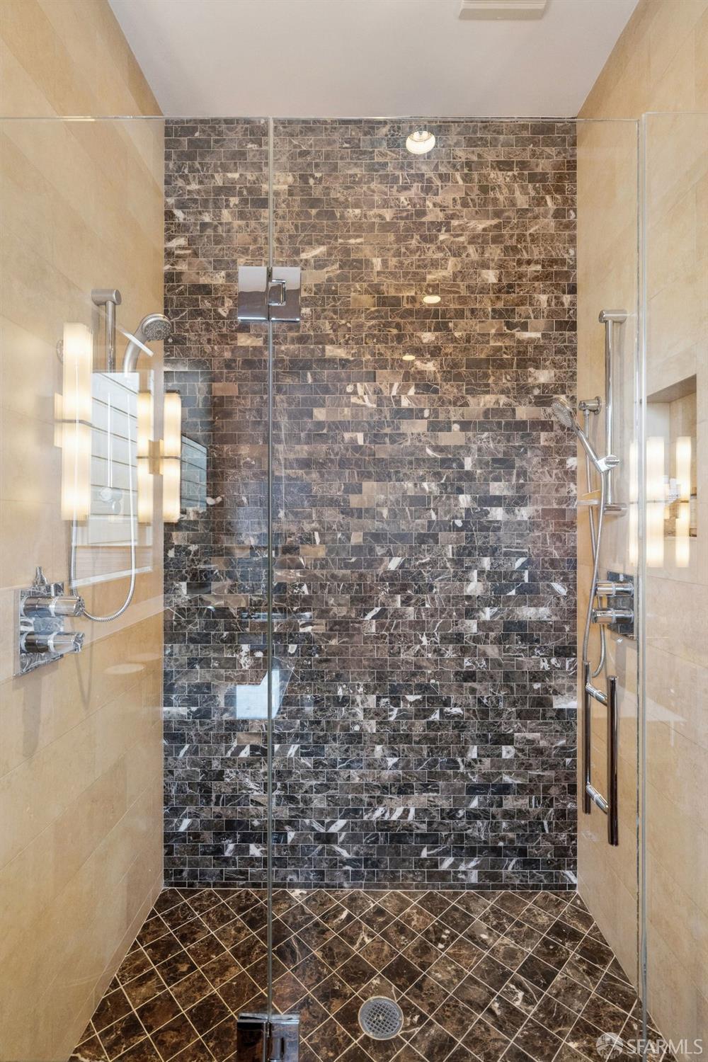 Detail Gallery Image 64 of 87 For 80 Diamond St, San Francisco,  CA 94114 - 3 Beds | 3 Baths