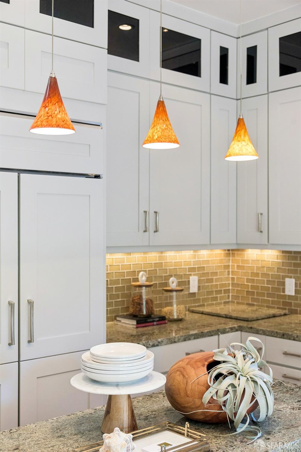 Detail Gallery Image 40 of 87 For 80 Diamond St, San Francisco,  CA 94114 - 3 Beds | 3 Baths