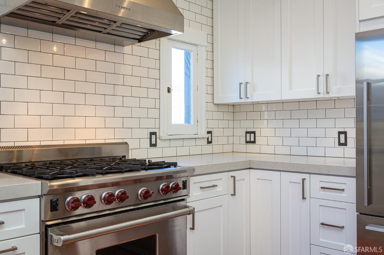 Photo #8: 426113788 Listing: Photo #8