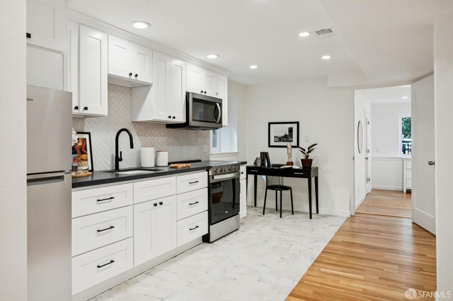 Detail Gallery Image 52 of 87 For 2518 25th Ave, San Francisco,  CA 94116 - 4 Beds | 4 Baths