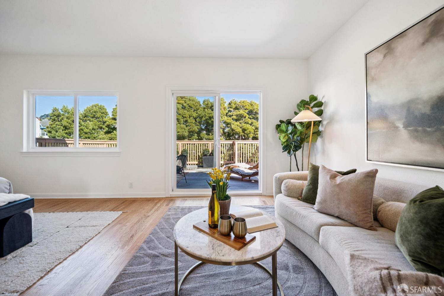 Detail Gallery Image 31 of 87 For 2518 25th Ave, San Francisco,  CA 94116 - 4 Beds | 4 Baths