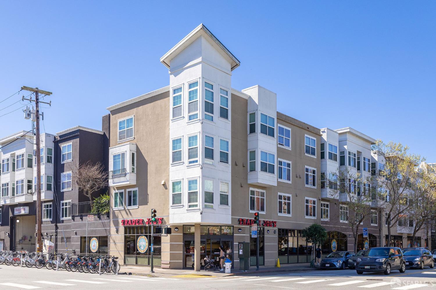 Photo #28: 426112188 Listing: Photo #28