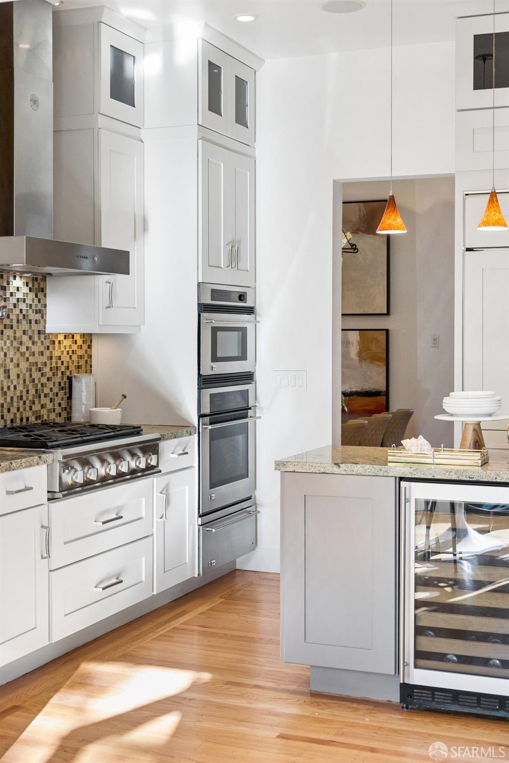 Detail Gallery Image 38 of 87 For 80 Diamond St, San Francisco,  CA 94114 - 3 Beds | 3 Baths