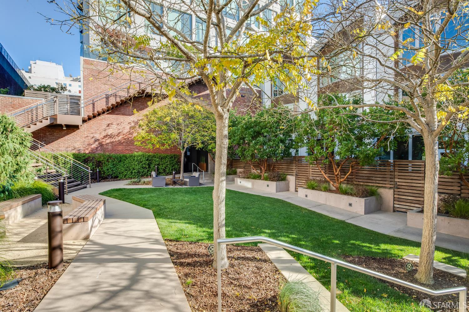 Detail Gallery Image 37 of 40 For 2121 Webster St #110,  San Francisco,  CA 94115 - 3 Beds | 4 Baths