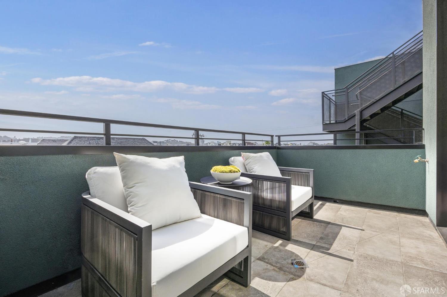 Photo #15: 426113949 Listing: Photo #15