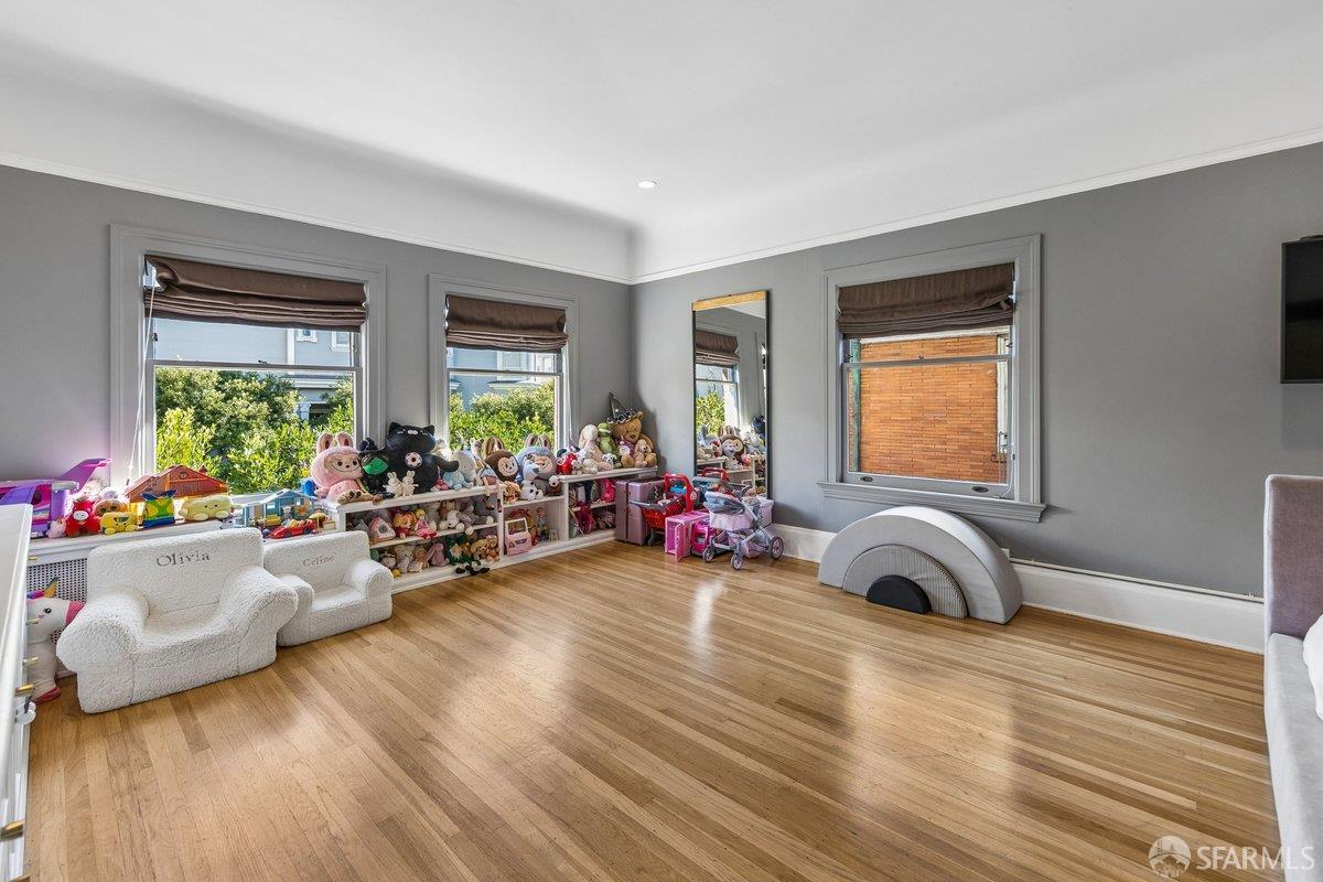 Detail Gallery Image 60 of 85 For 2196 Jackson St, San Francisco,  CA 94115 - 5 Beds | 4/1 Baths