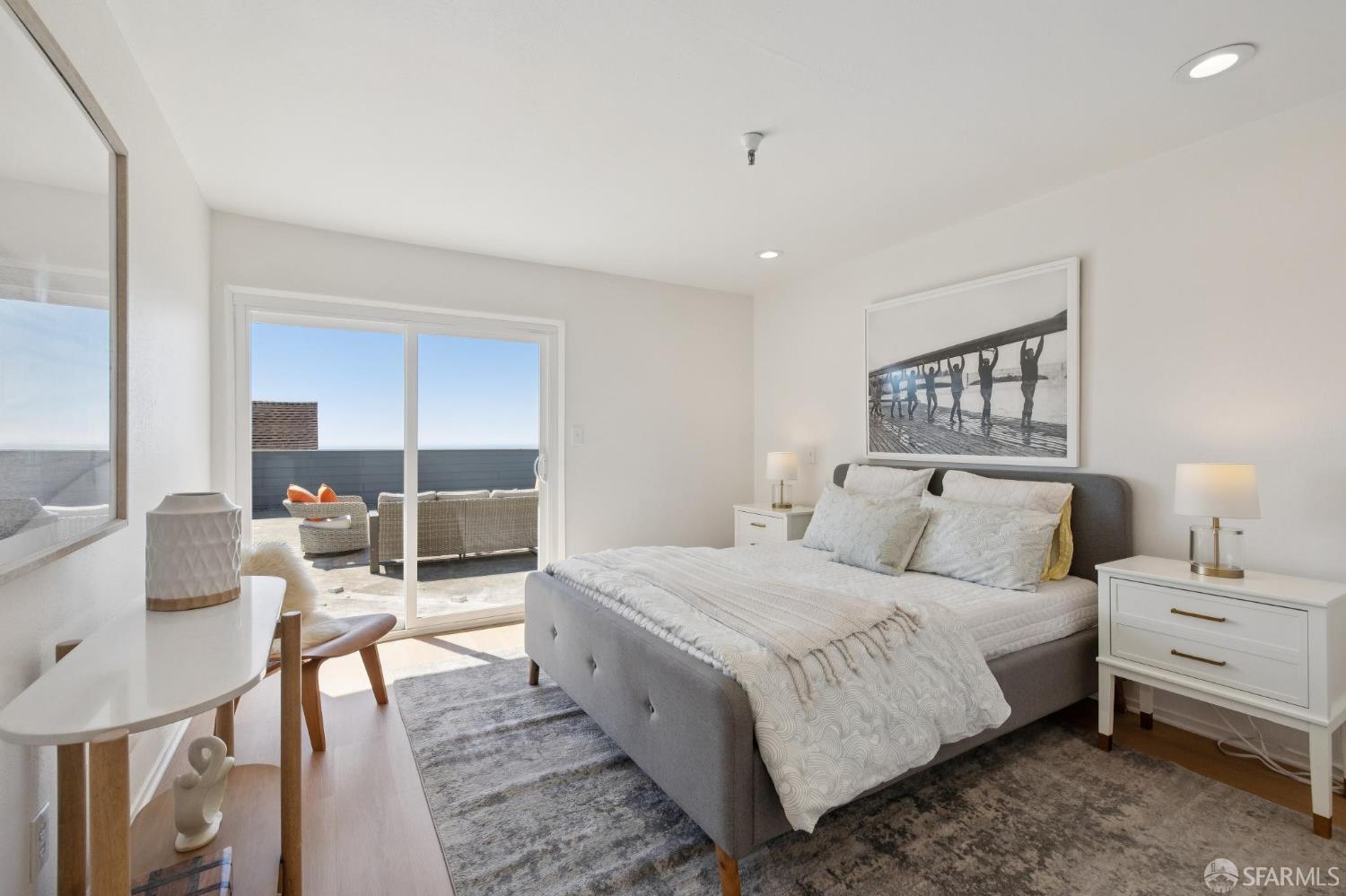 Detail Gallery Image 33 of 53 For 528 Monterey Rd, Pacifica,  CA 94044 - 3 Beds | 2/1 Baths