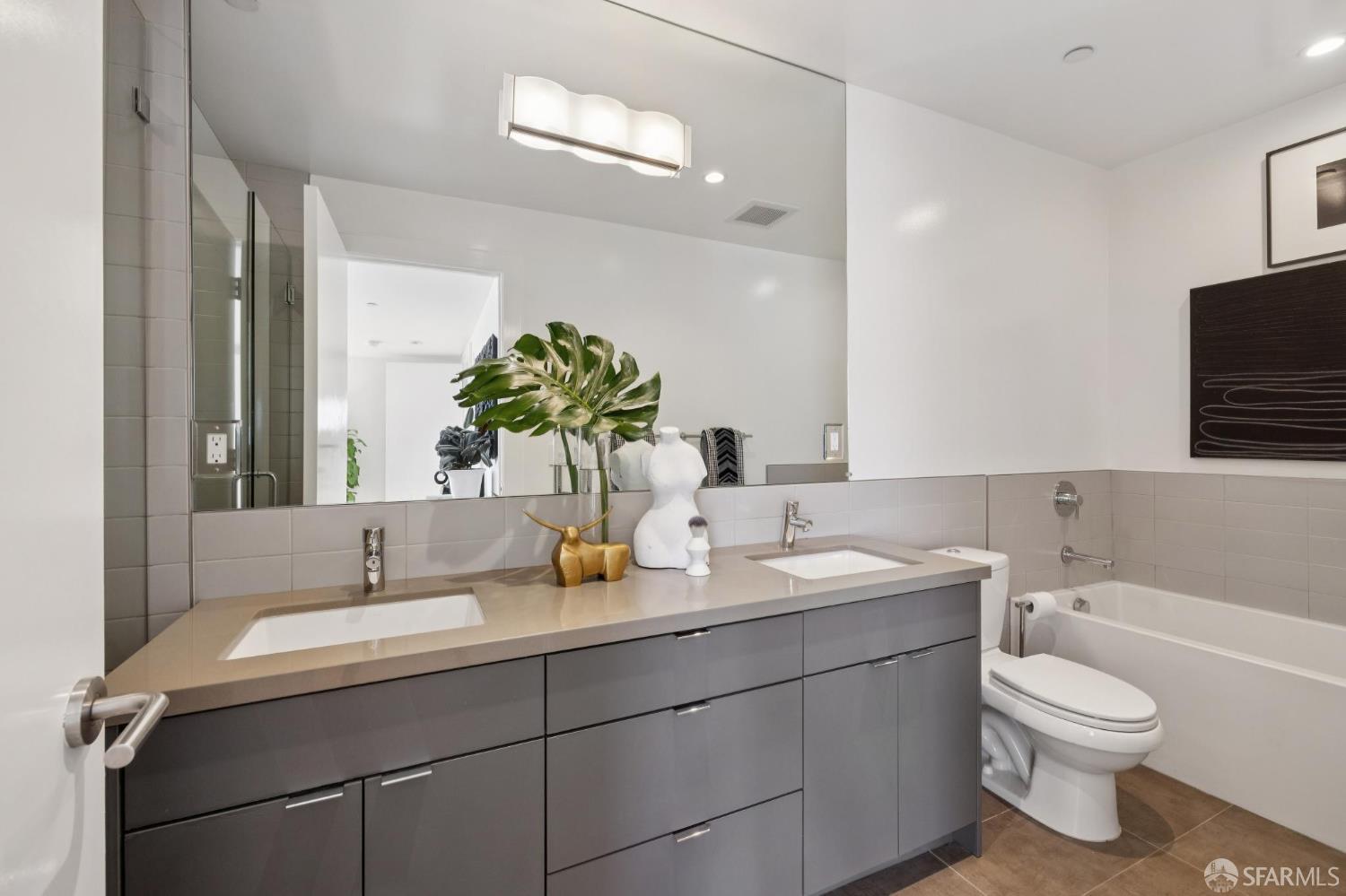 Photo #27: 426113923 Listing: Photo #27