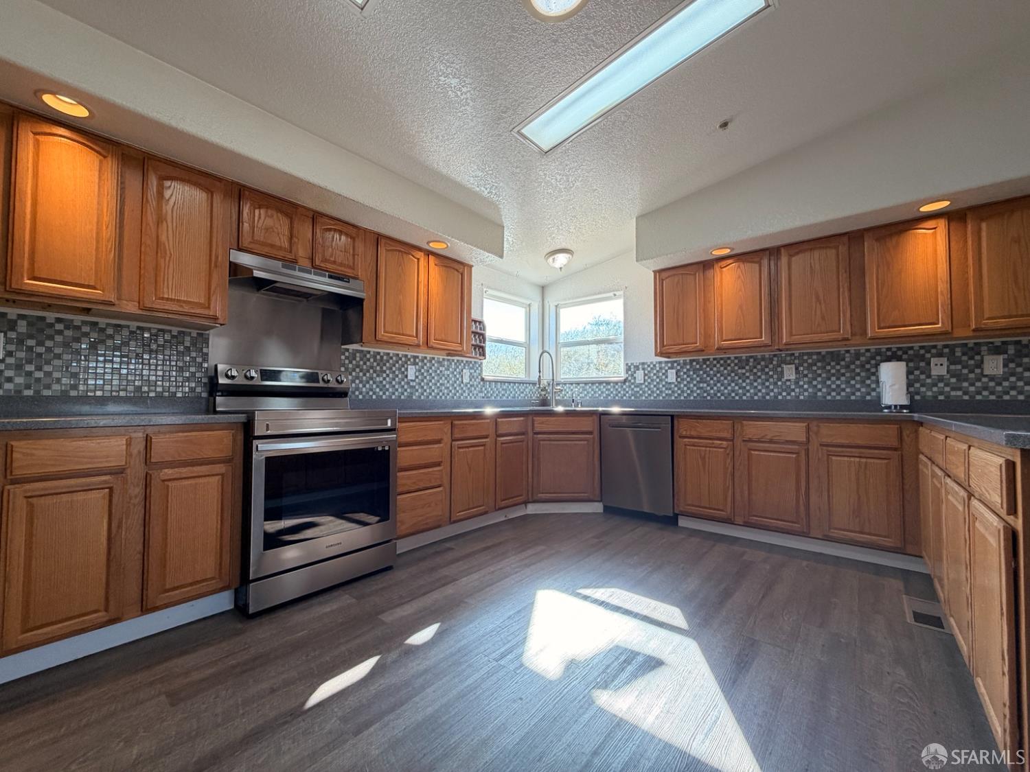 Detail Gallery Image 18 of 89 For 64 Struve Rd, Monterey,  CA 95039 - 3 Beds | 2 Baths